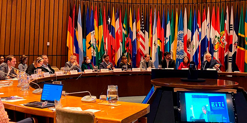 Chile oficializa su adhesión a la Iniciativa EITI en un seminario co-organizado por MinSus
