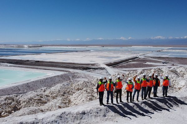 MinSus realiza visita a operaciones de cobre y litio en el norte de Chile
